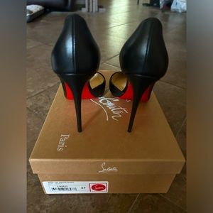 Trade only 
Christian Louboutin Iriza